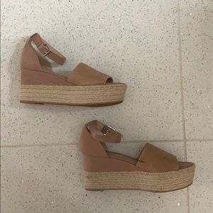 Espadrilles